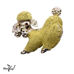 Vintage 50s Poodle Pin w Yellow Fur Rhinestone Eyes Playful Pose 1.5" - Hey Viv